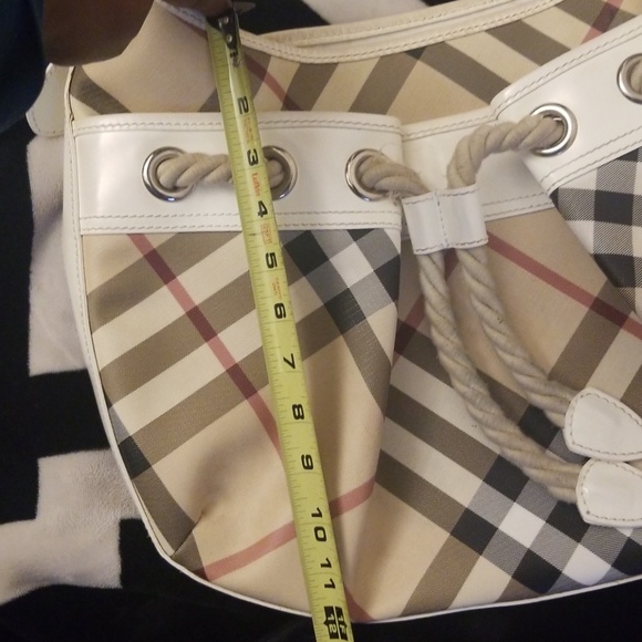 Additional pictures of Burberry Authetic handbag - Picture 5 of 8